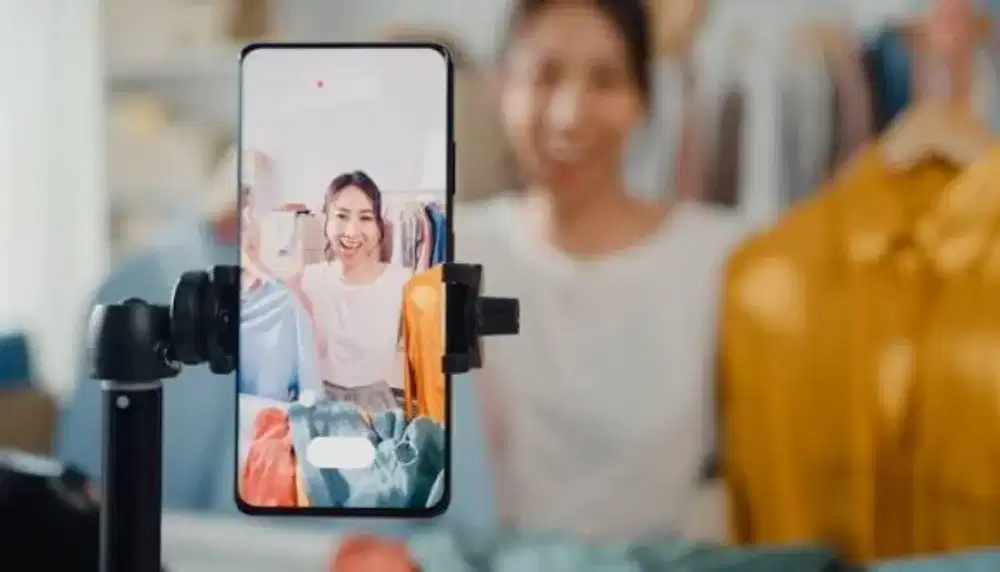 Lowongan kerja loker Dibutuhkan wanita live untuk toko rumah tangga