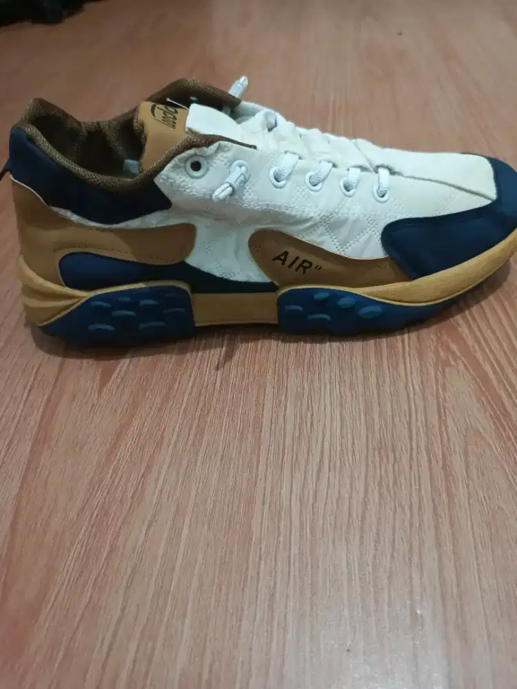 Sepatu Sport Pria wanita