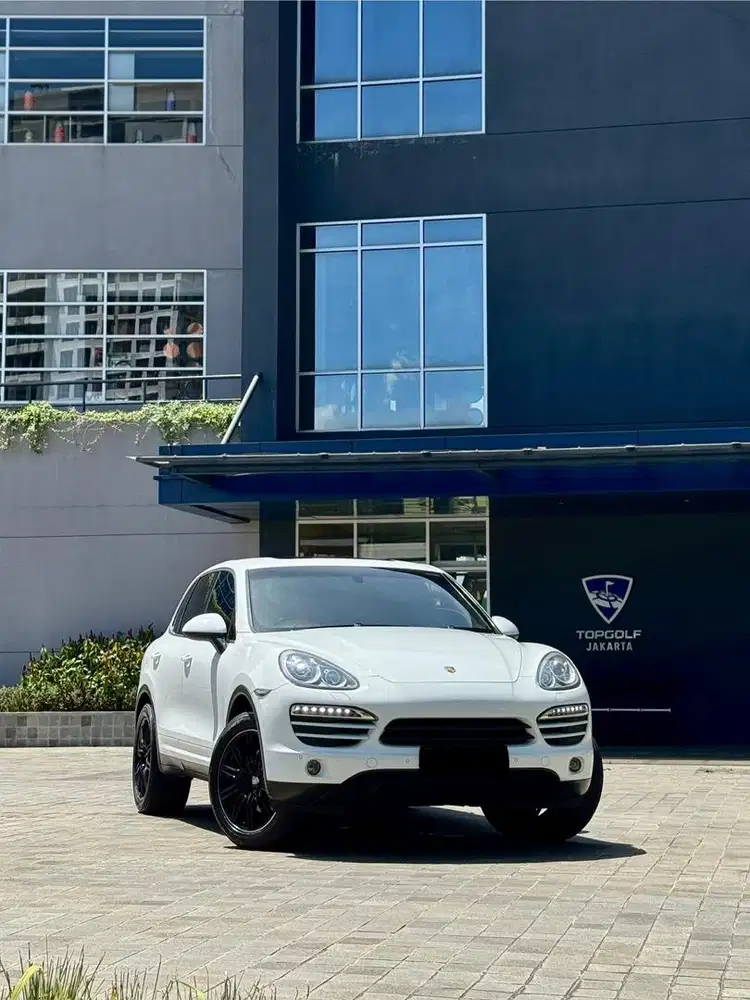 CASH Porsche Cayenne 3.6 V6 2013 NIK 2012 Low KM