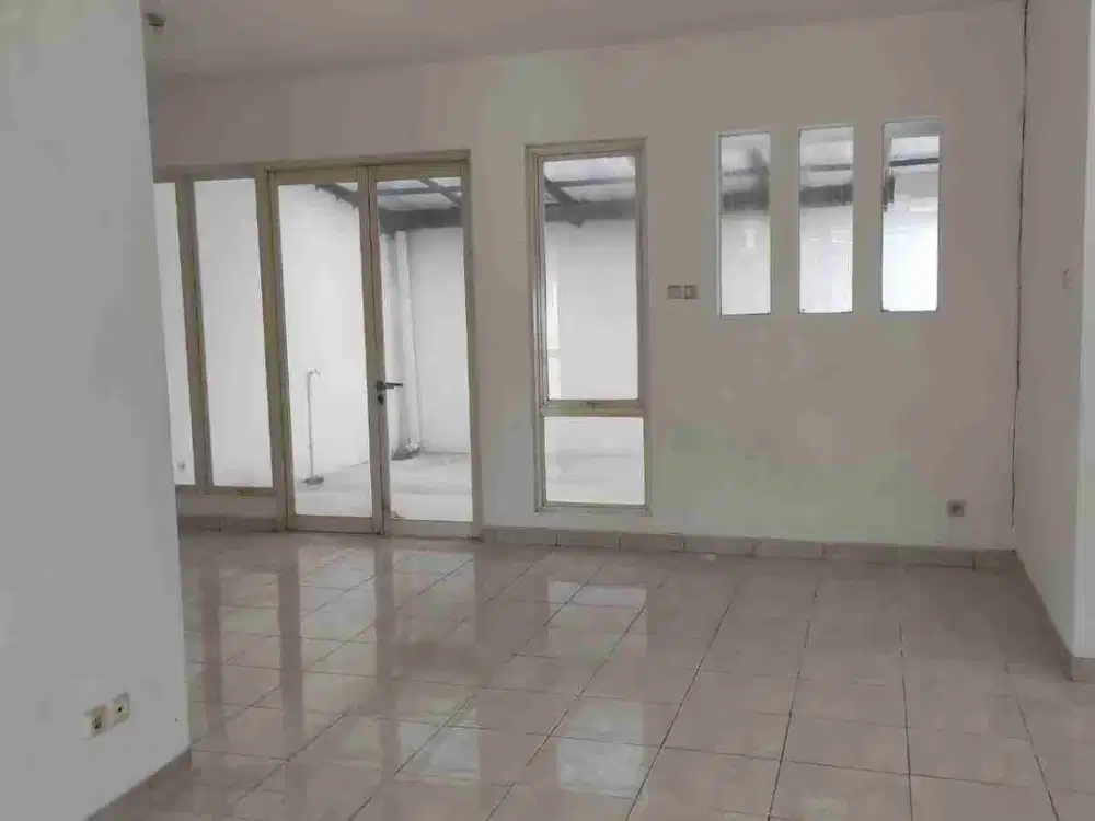 Disewakan Rumah 2 Lantai Siap Huni Di Cluster Ifolia Harapan Indah Bekasi