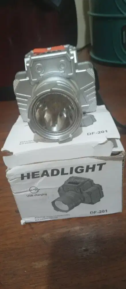 Senter elektrik untuk d pake d kepala