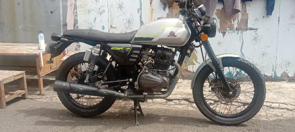 Di jual Beneli sport BS-150