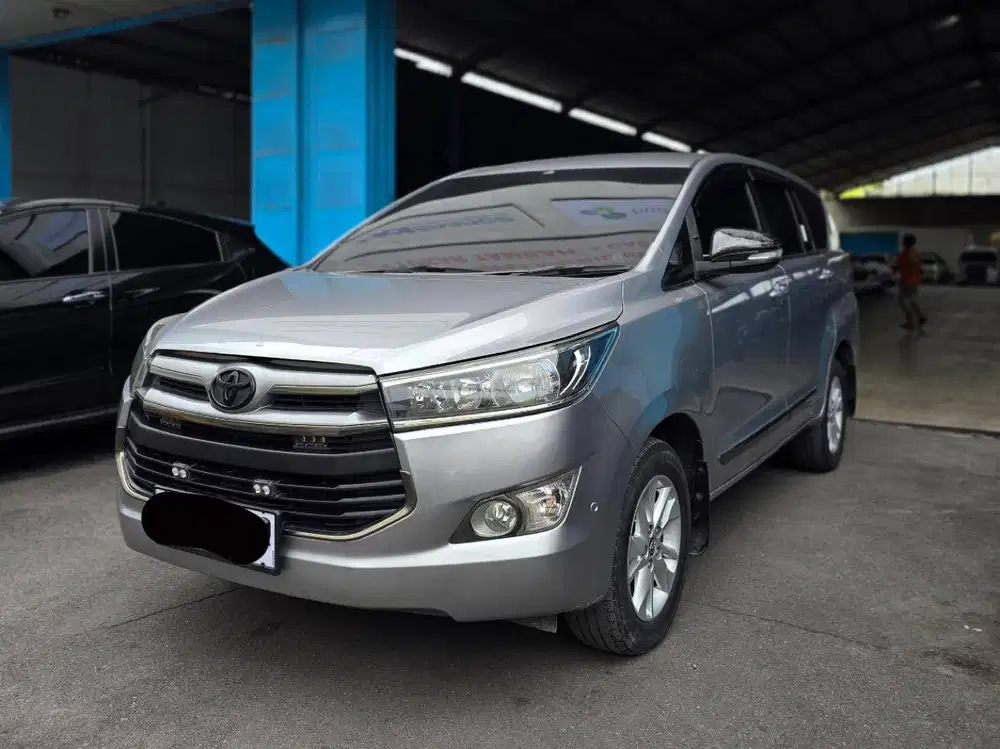 Toyota Innova 2.4 V Diesel AT Matic 2016