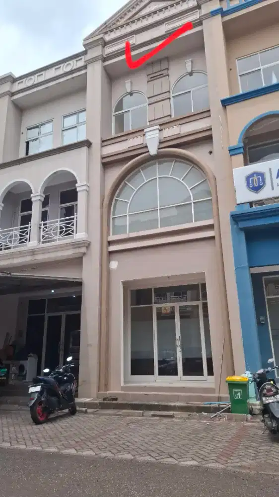 Disewakan ruko / rukan Grand Galaxy City