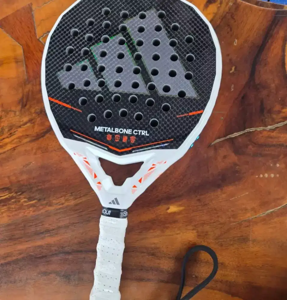 Adidas metalbone ctrl 3.5 2026