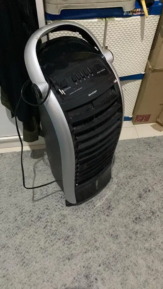 Air cooler sharp bekas