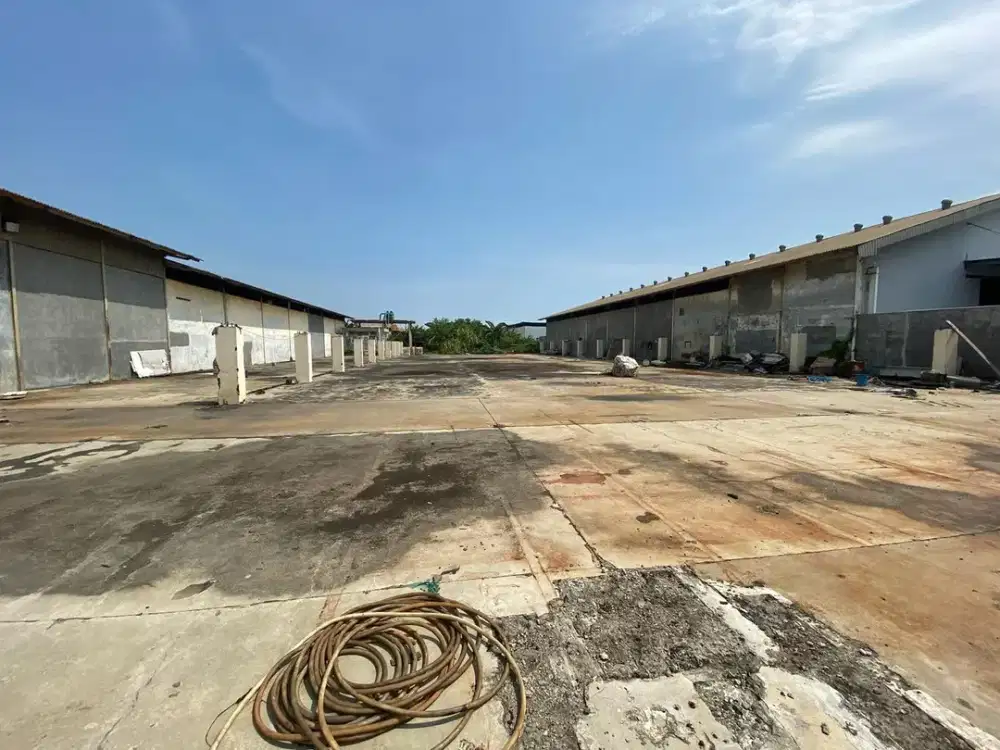 Disewakan Kavling/Lahan Usaha Lokasi Strategis di Kapuk Raya,Jakarta Utara