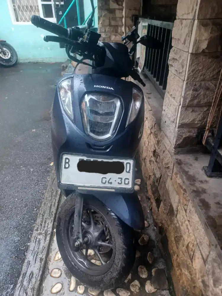 Dijual Motor Honda Genio CBS-ISS Biru Tahun 2024