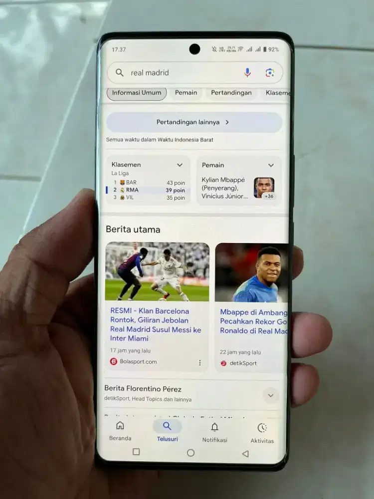 Vivo V30 5G ram 8/256