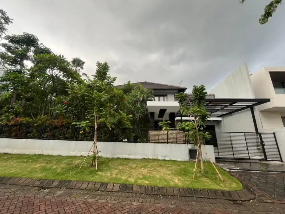 RUMAH GRAHA FAMILI TROPICAL MODERN, FURNISH