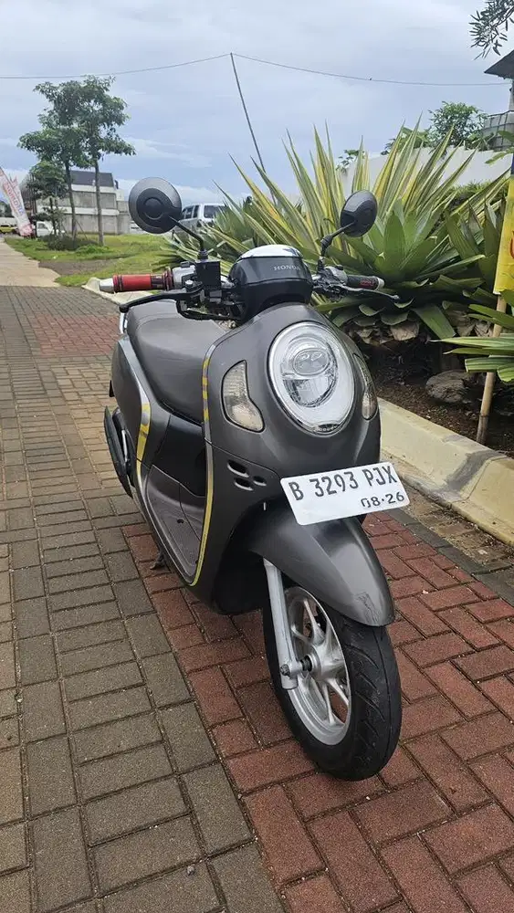 Scoopy Prestige Keyless 2021