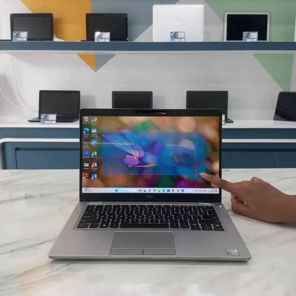 [D55]Laptop DELL|Touchscren editing|16GB|256GB|14'|Aplikasi Siap Pakai