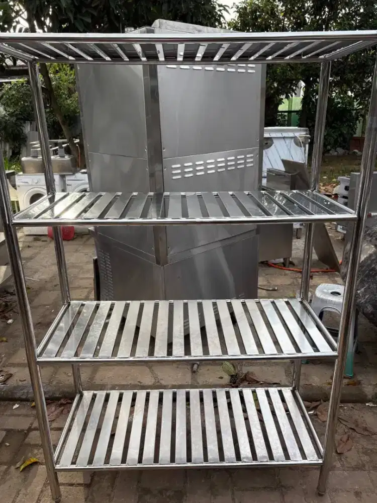 rak 4 susun
ukuran 115x50x180
harga 3,2jt