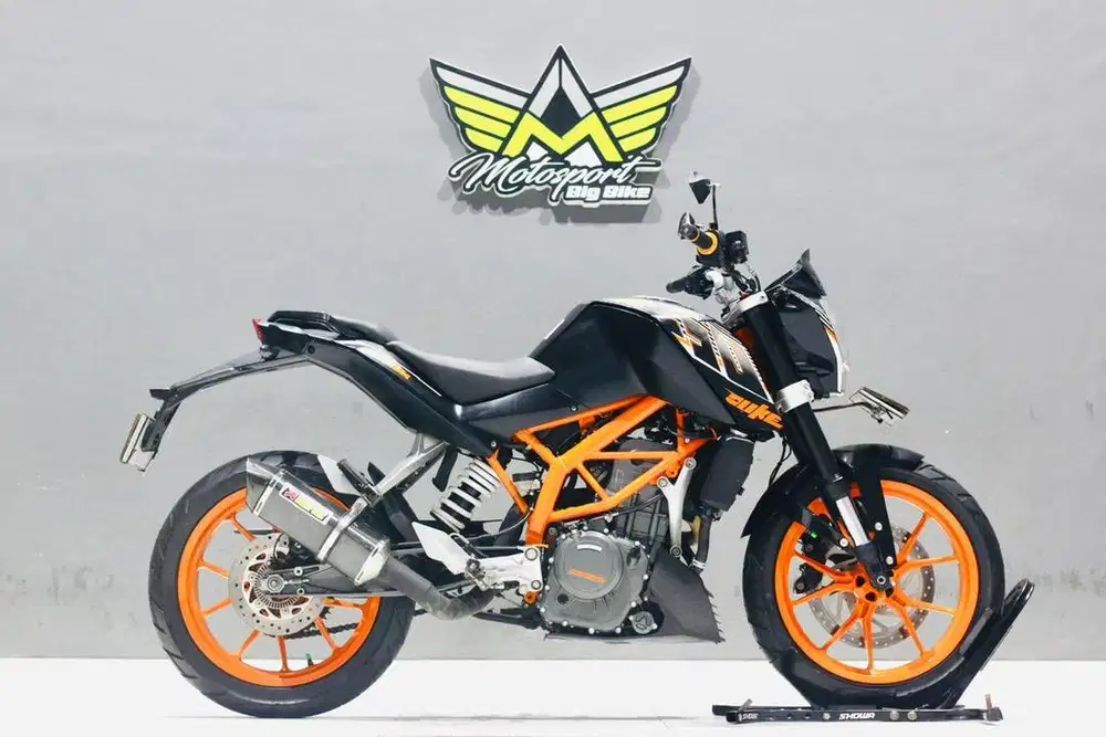 KTM duke 250 ABS like new unit sehat siap pakai nyaman buat turing
