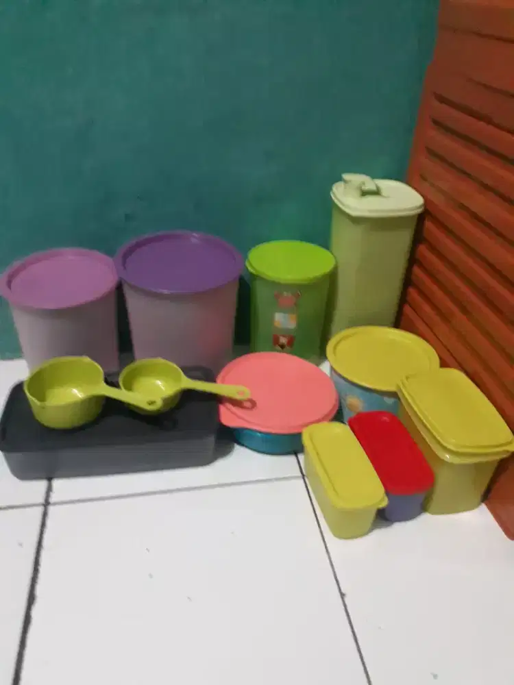 Dijual tempat makanan