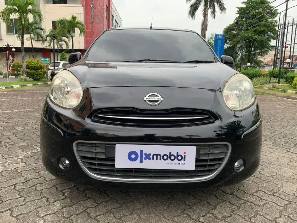 LOW DP Nissan March 1.2 L Bensin-AT 2011 EFS