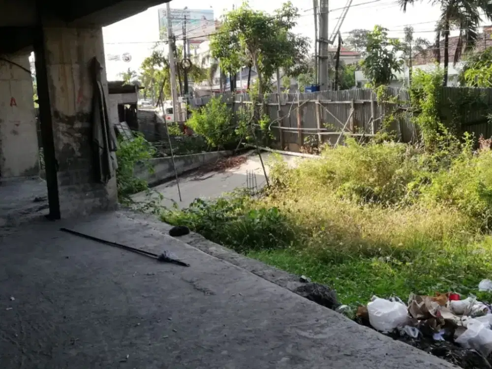 DIJUAL TANAH + BANGUNAN  - BY PASS SIMPANG SIUR KUTA BALI