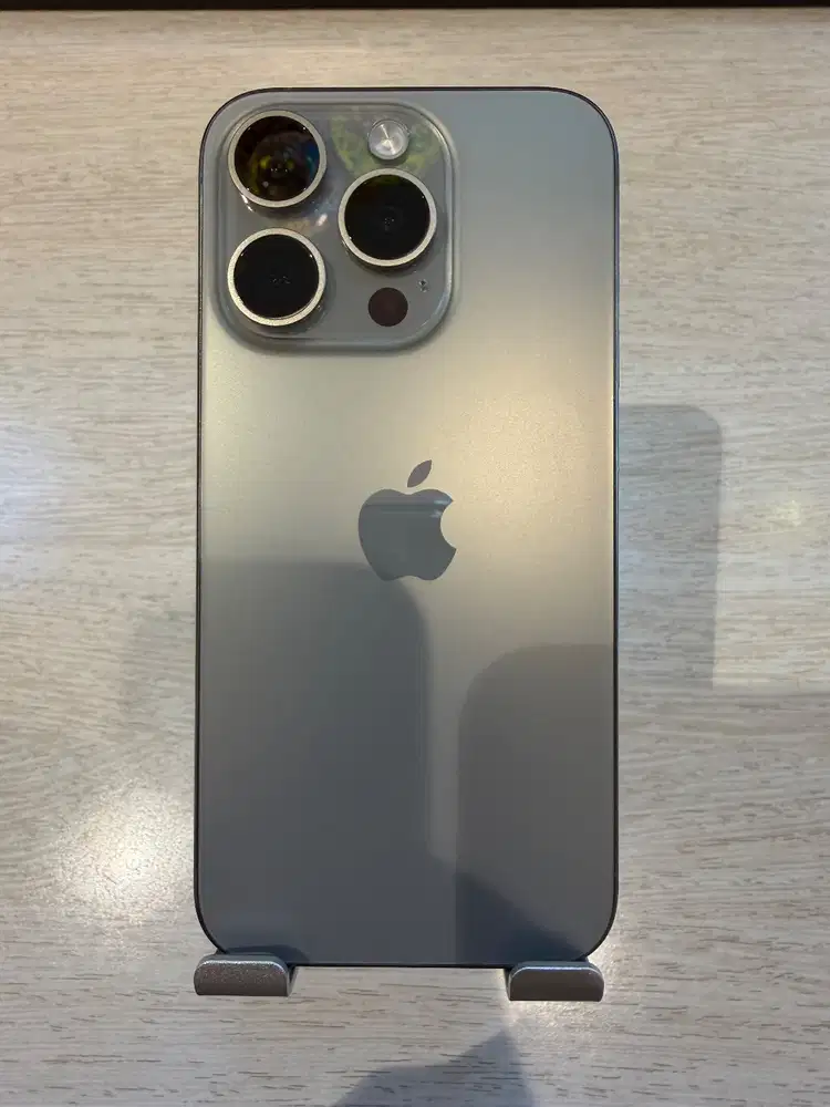 iPhone 15 Pro 256 GB Like New 100% Mulus | Resmi | Terawat | No Lecet