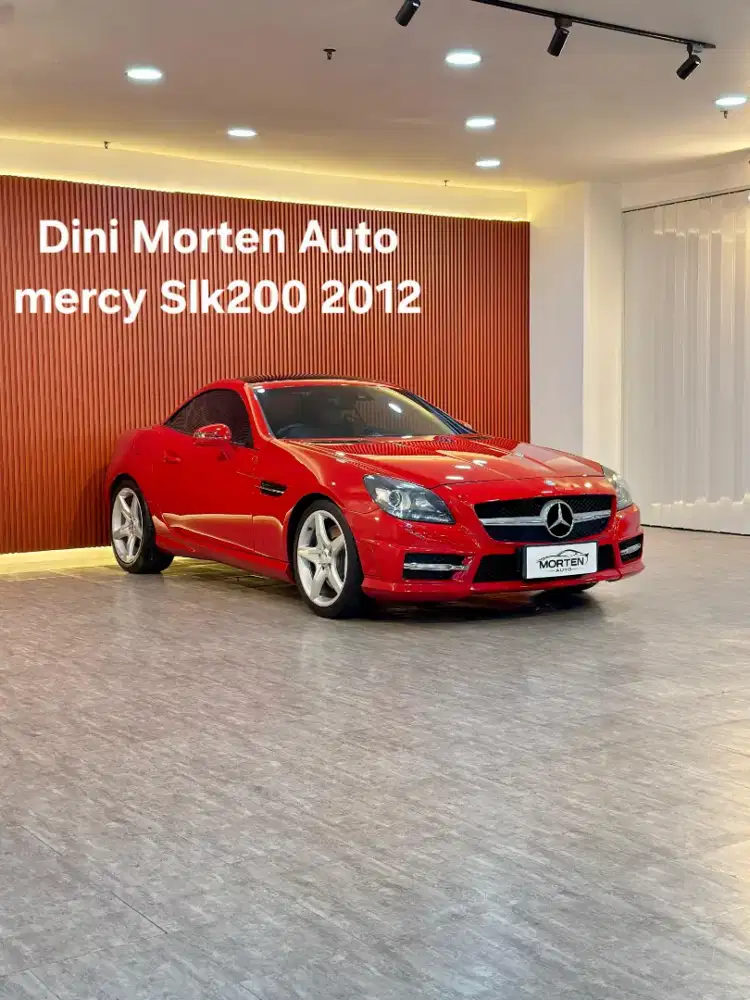 (KM 42rb) Mercedes Benz SLK200 1.8 CGI At 2012)