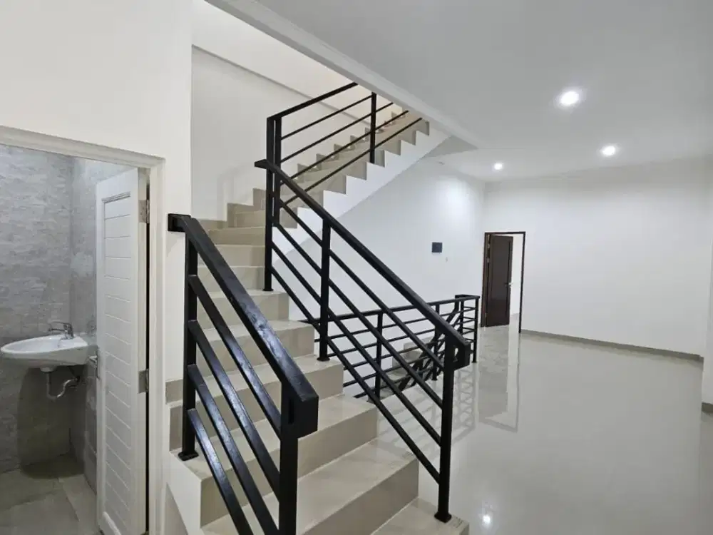 ANA DISEWAKAN RUKO UK 4X20M DI JELAMBAR