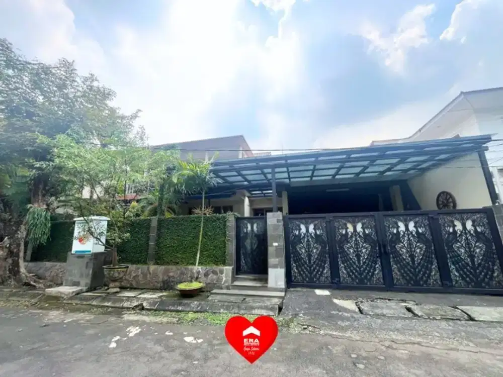 Rumah Bagus dengan Kolam Renang diSewa di Kemang Jakarta Selatan
