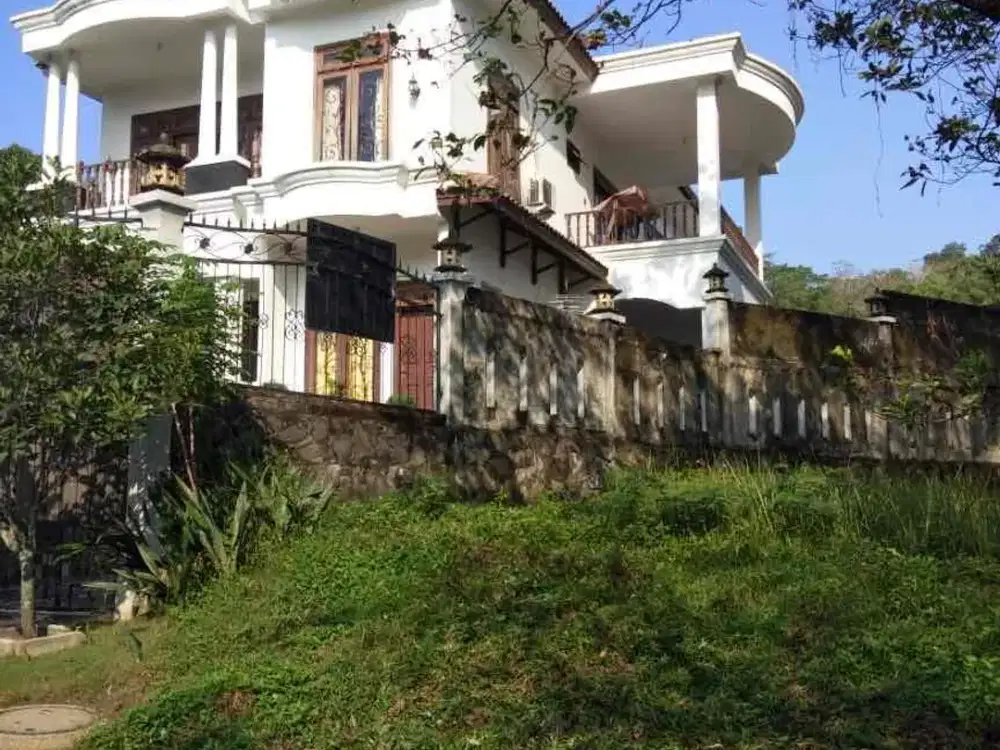 rumah mewah harga bawah  siap  huni sentul city bogor