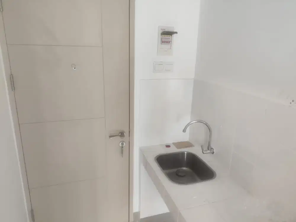 Disewa Apartemen Studio Semi Furnish Bulanan Murah Tokyo Riverside Pik 2