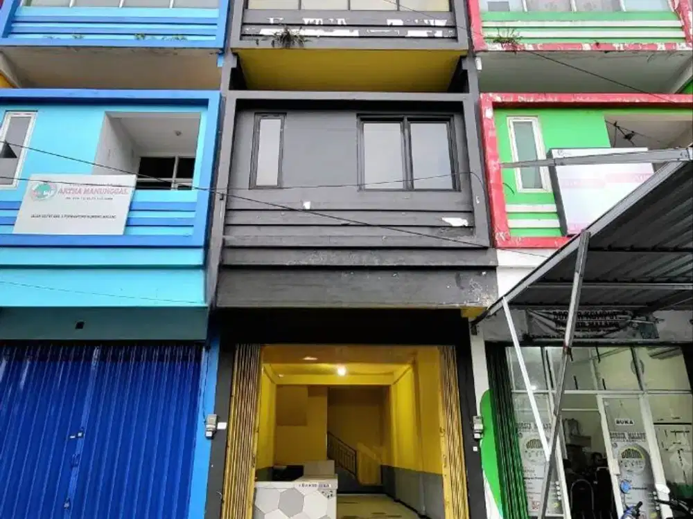 Dijual dan Disewakan Ruko 3 Lantai Harga Miring di Jl. Raya Sulfat, Blimbing, Malang