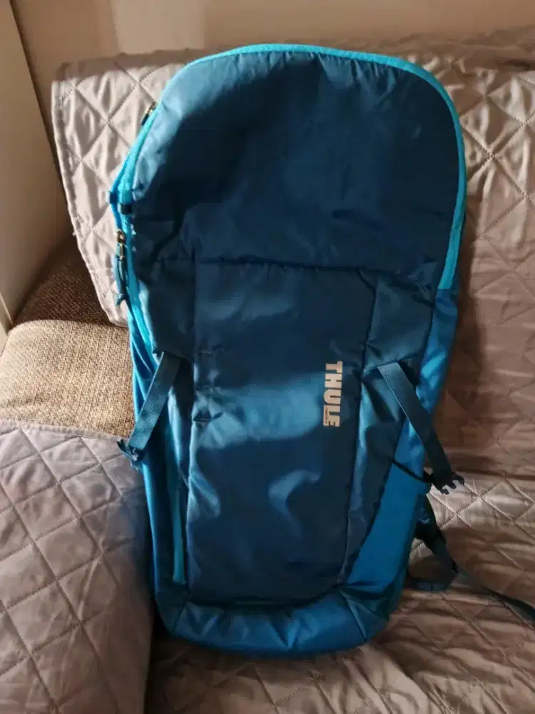 Di jual tas gunung THULE 2025