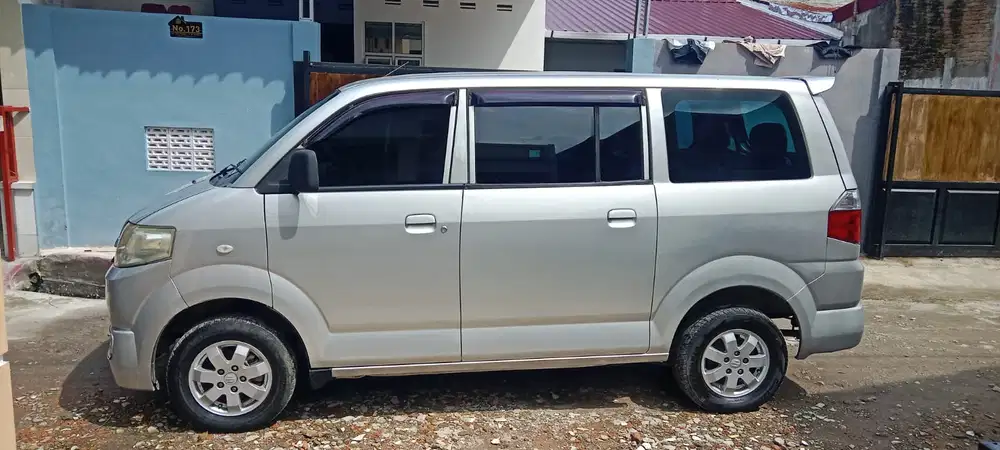 Suzuki APV Arena 2013 Bensin