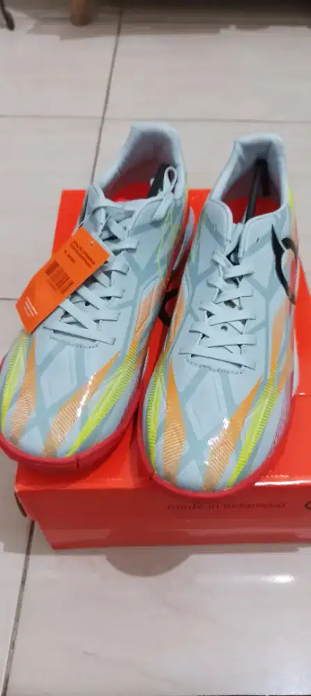 Sepatu futsal ortuseight catalyst hyperion size 43