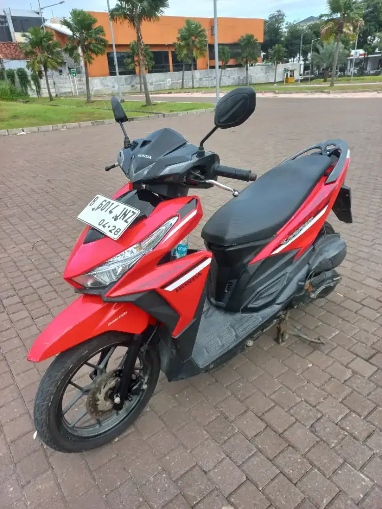 Vario 125 tahun 2018 lengkap