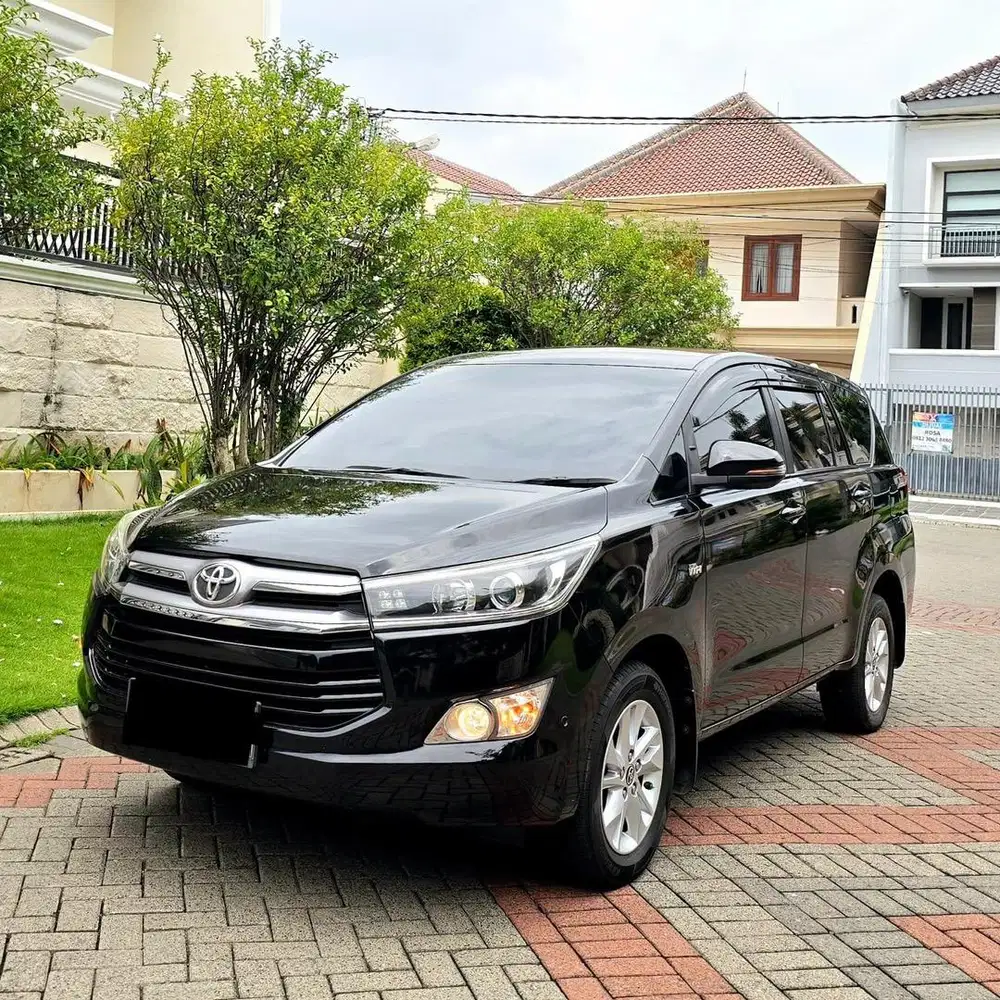 Toyota Innova Reborn V 2.0 2020