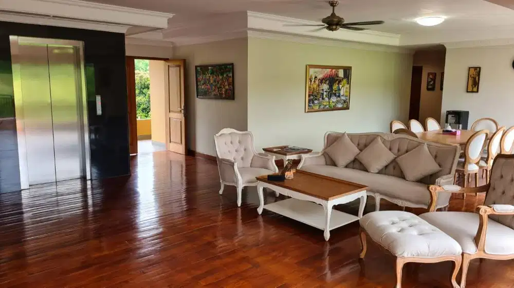 Villa Pecatu Graha Badung Bali Dijual – 6 Kamar Tidur, Golf View, SHM