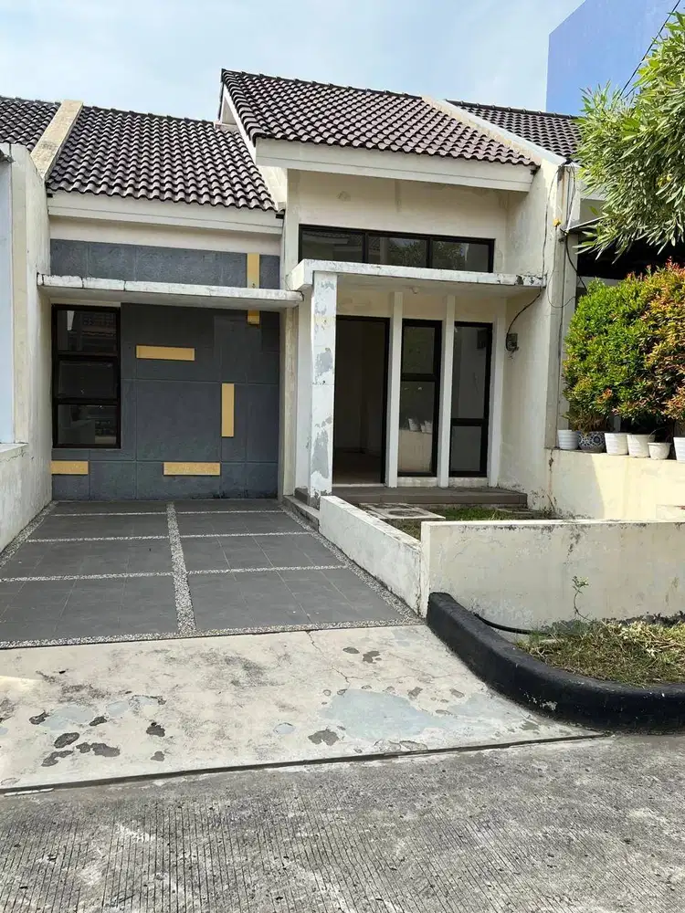 JUAL RUMAH SEGARA CITY ,TARUMAJAYA BEKASI SIAP HUNI (C1046)