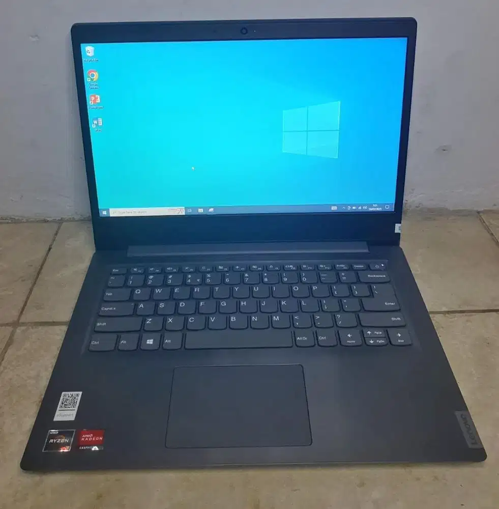 Lenovo v14 8/256gb amd ryzen 3