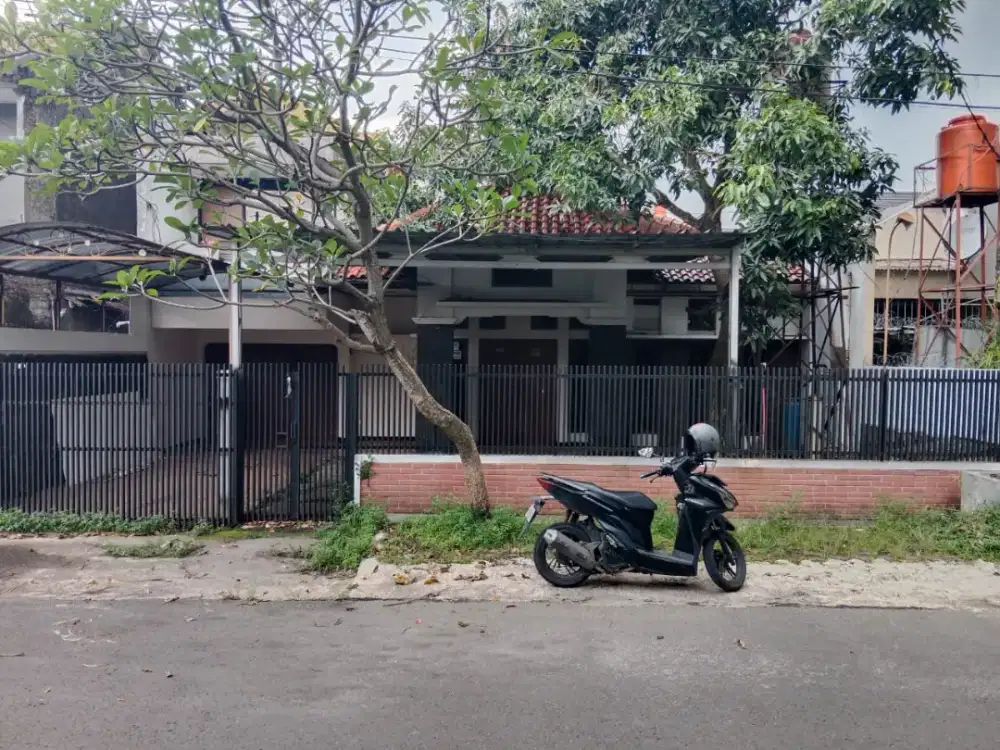 Disewakan cepat rumah luas 1 lantai di Turangga Buahbatu