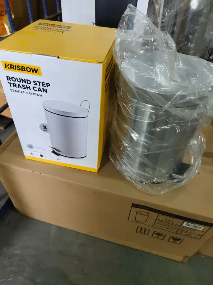 DiJual Tempat Sampah Ikonik Dibawah Harga Pasar