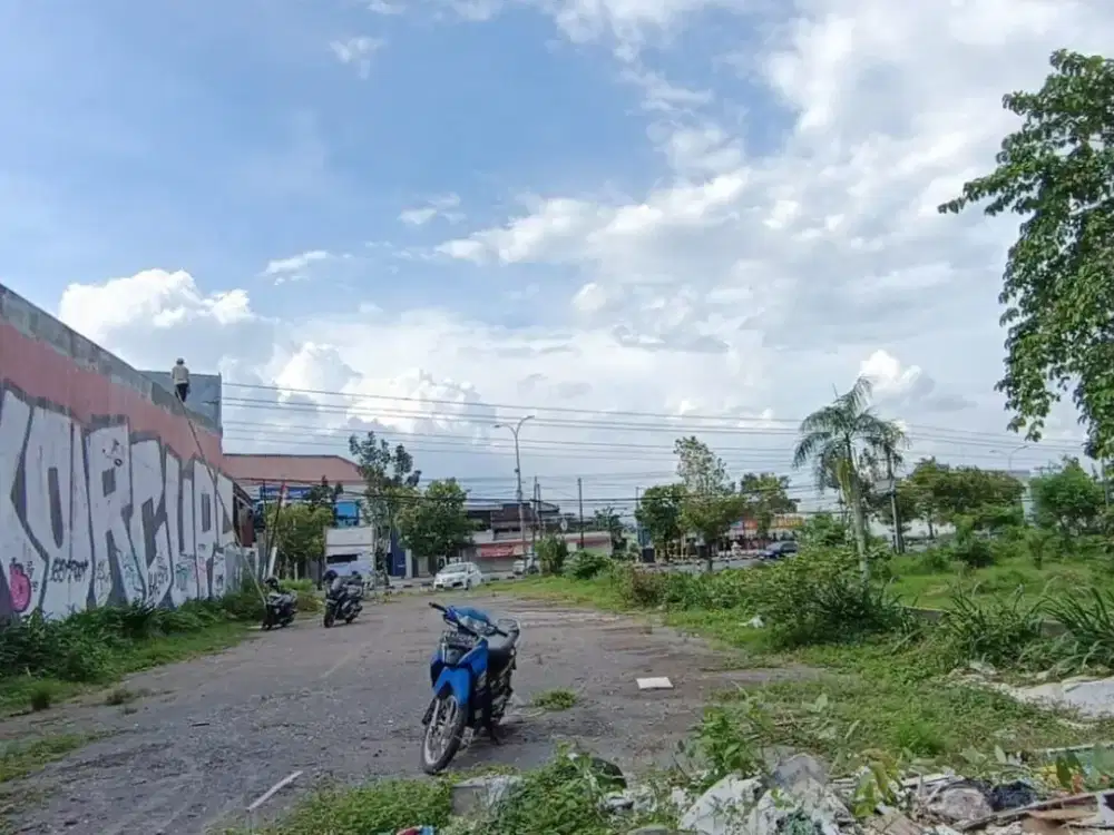 Tanah Premium Luas 1495 Meter Persegi Lokasi Jalan Jogja-Solo Berbah Sleman