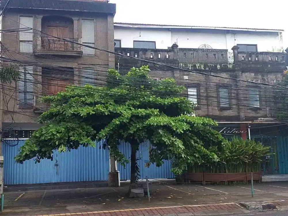 Ruko Gandeng 3 Lantai Disewakan, di Gatot Subroto Barat Area