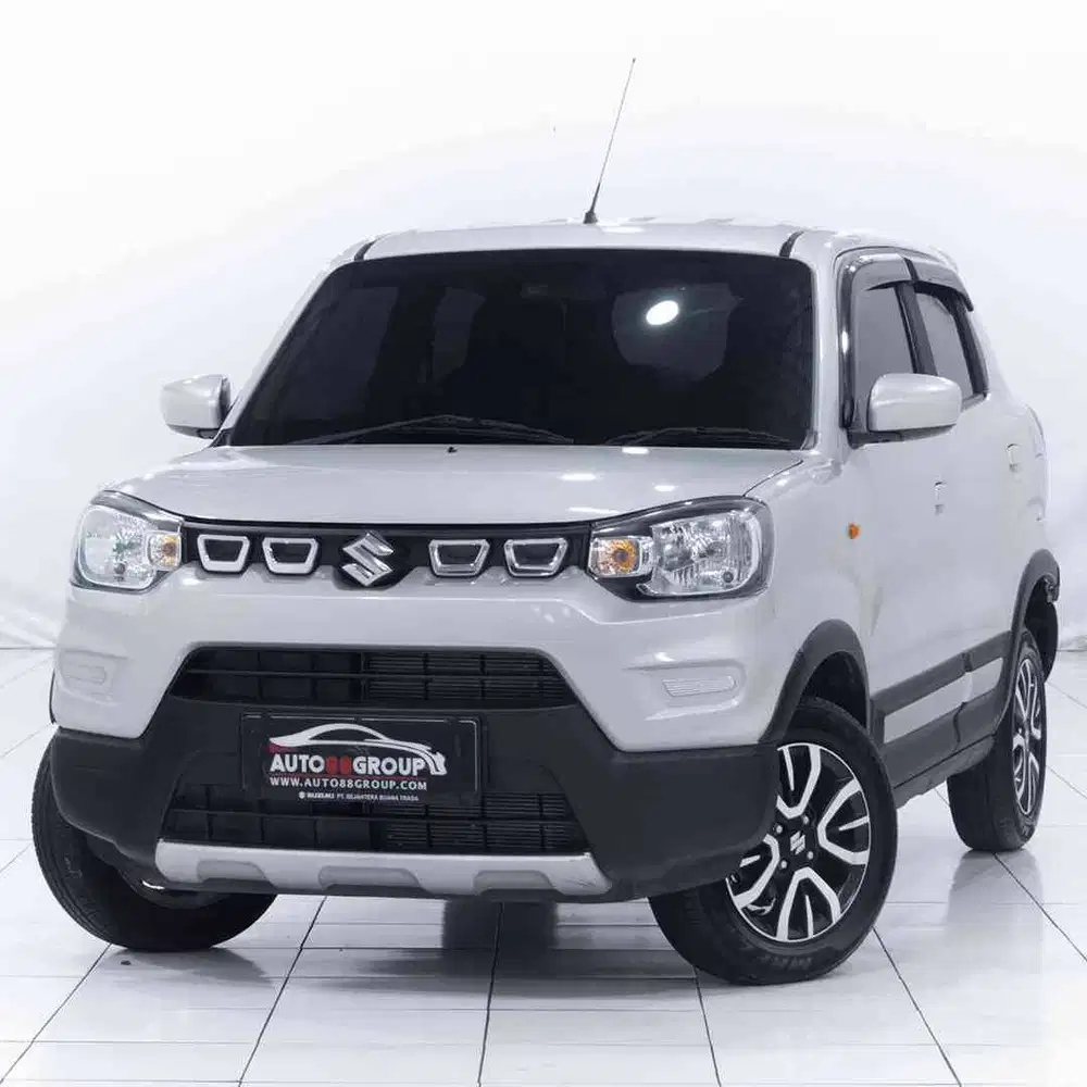 SUZUKI S - PRESSO (SILVER) 1.0 M/T (2022)