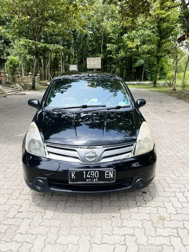 Di Jual mobil Grand Livina 2013 Tipe S M/T