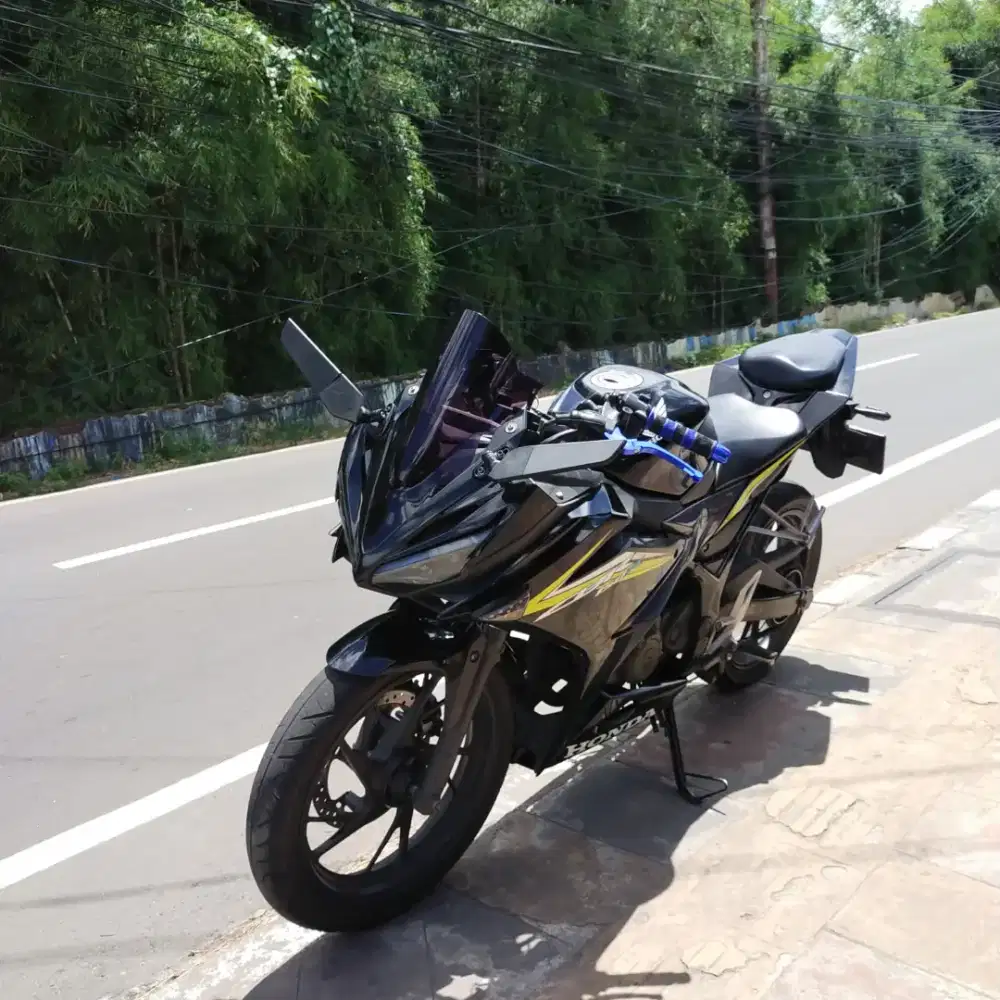 Honda CBR Facelift 2016 Orisinil Gress Bagus