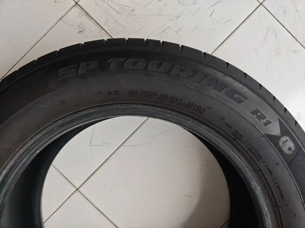 Ban mobil Secound berkualitas