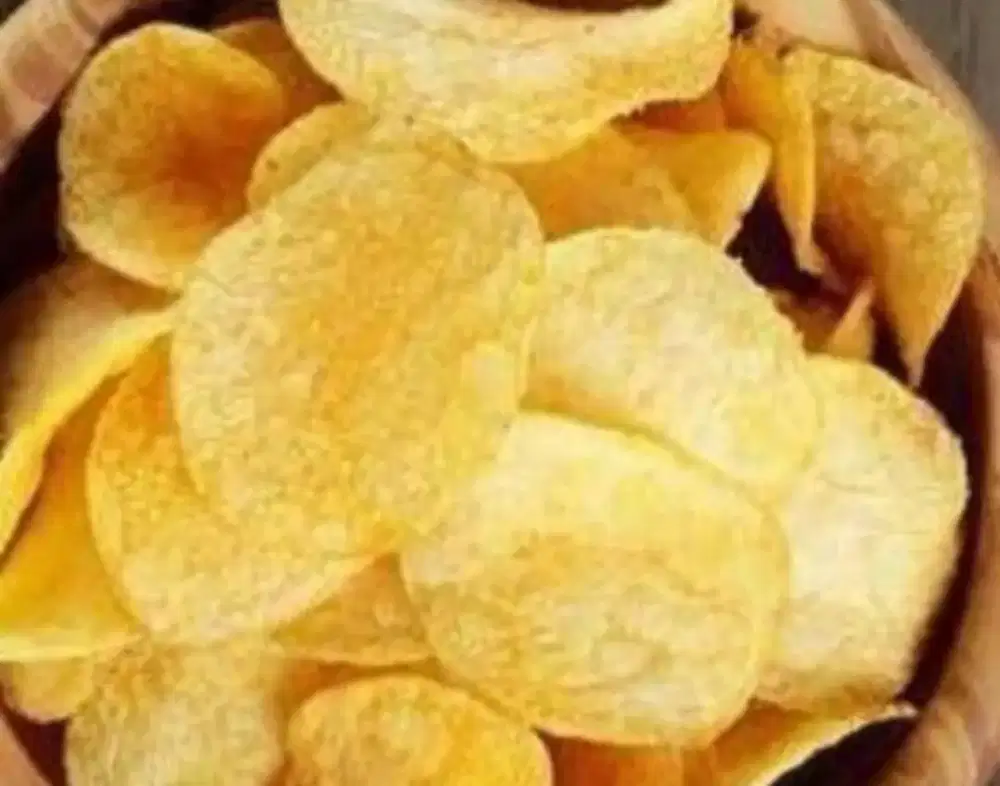 Jual  aneka camilan kripik.