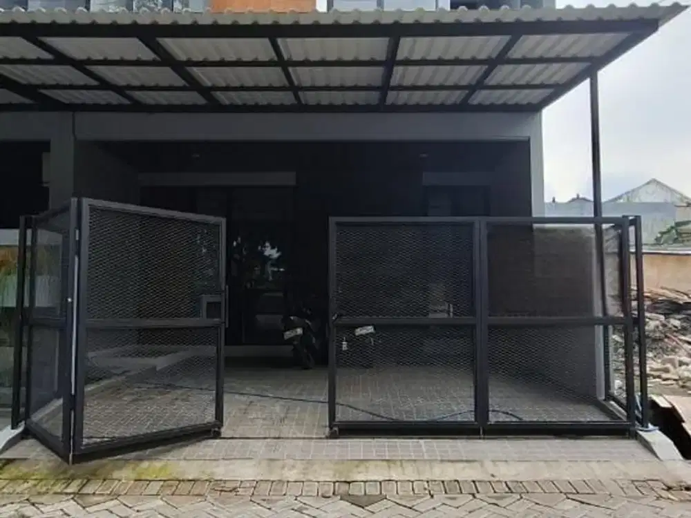 Manyar baru gress 2lt row jalan 3mbl dkt klampis semolowaru nginden