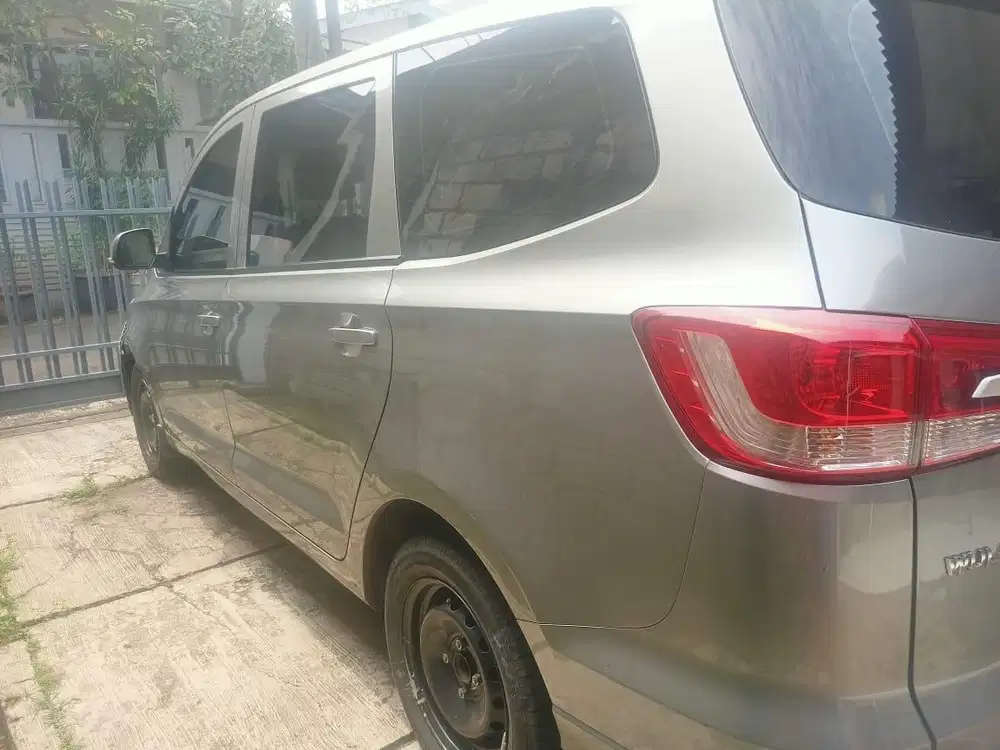 Wuling Confero 2022 Bensin