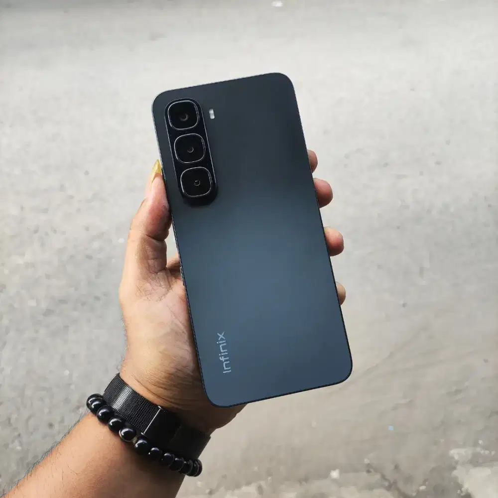 Infinix Hot 60i, 6/128Gb Fullset bisa TT