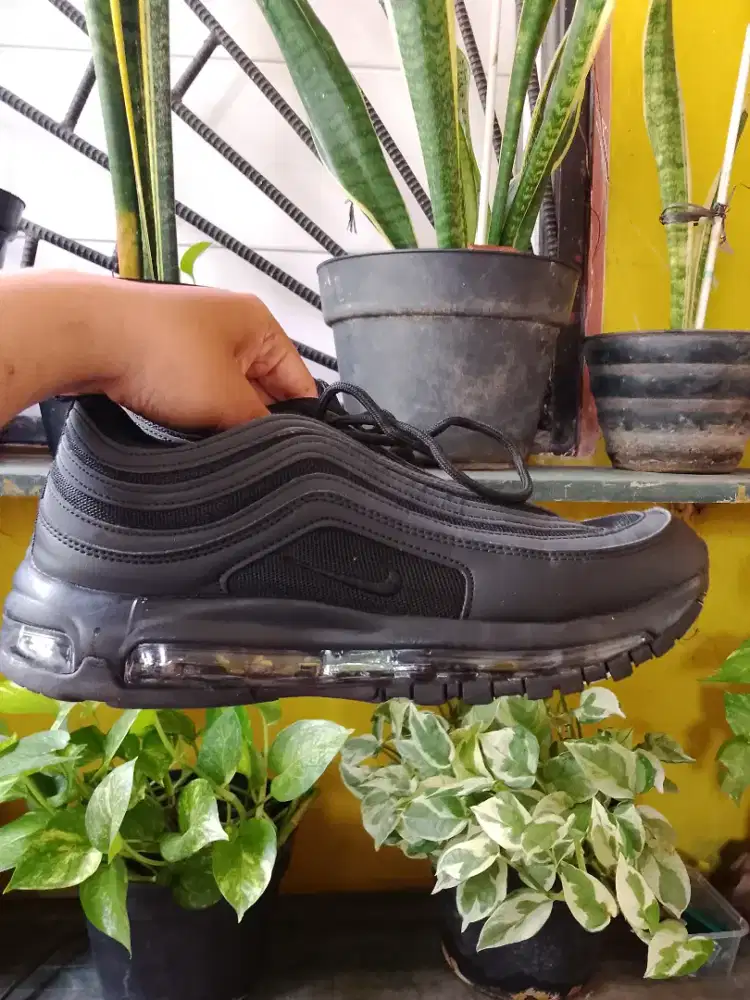Sepatu air Max 97 Fullback