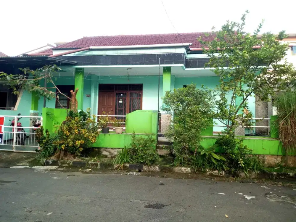 Rumah dijual di bhw nilai NJOP  SHM Sektor 1 Taman Yasmin Bogor